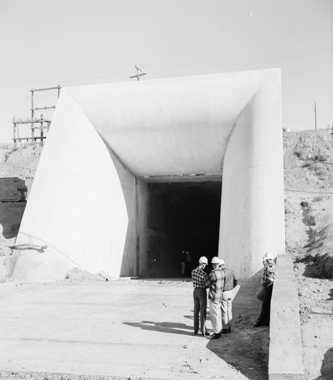 Construction of Gardiner Dam, 1967